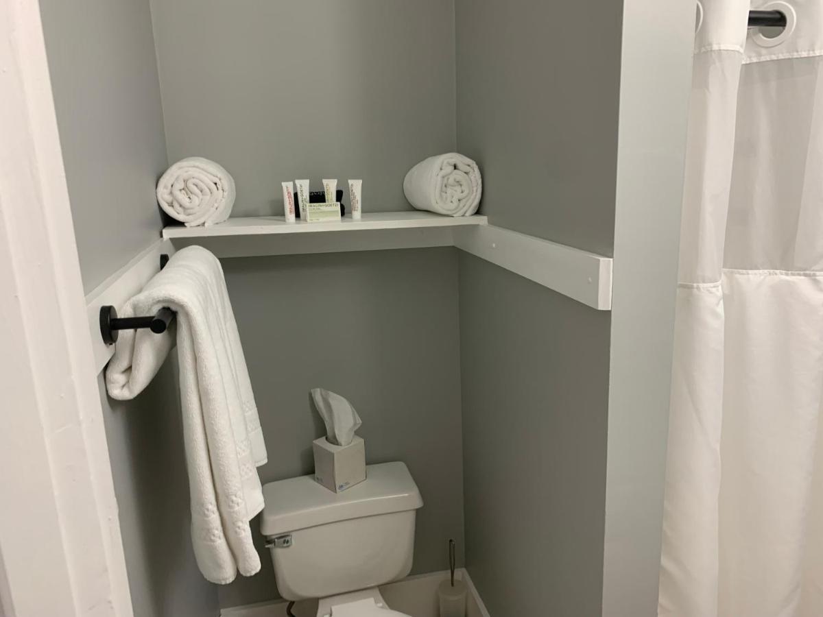 White Sails Inn Кенебънк Екстериор снимка