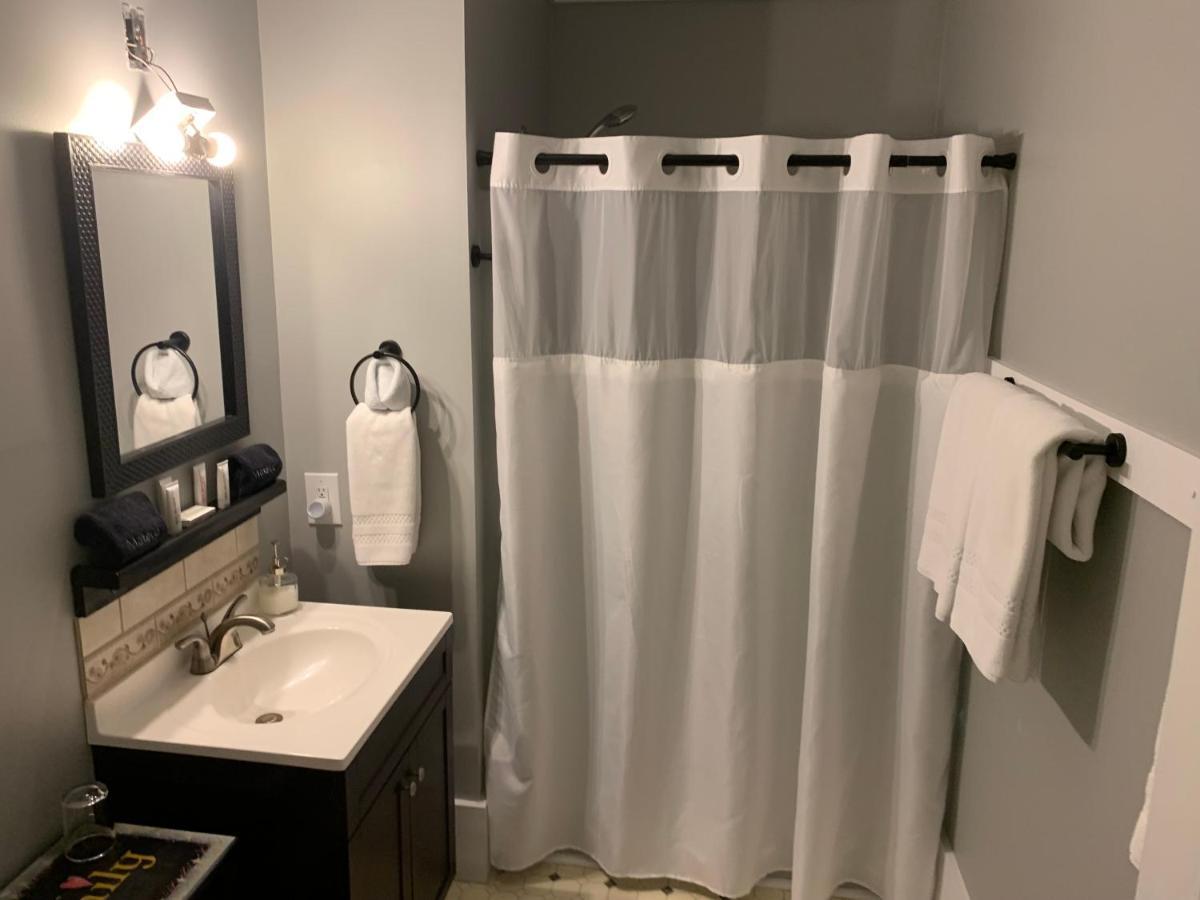 White Sails Inn Кенебънк Екстериор снимка