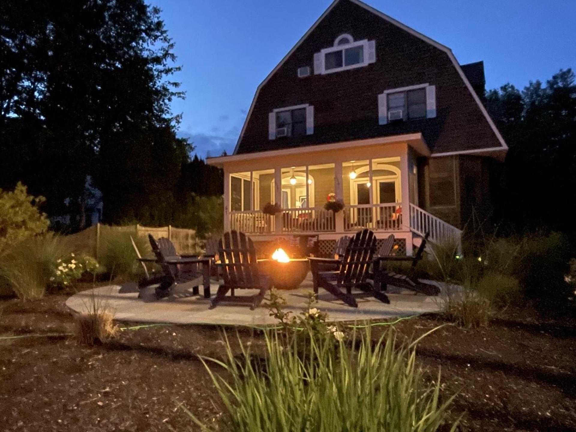 White Sails Inn Кенебънк Екстериор снимка
